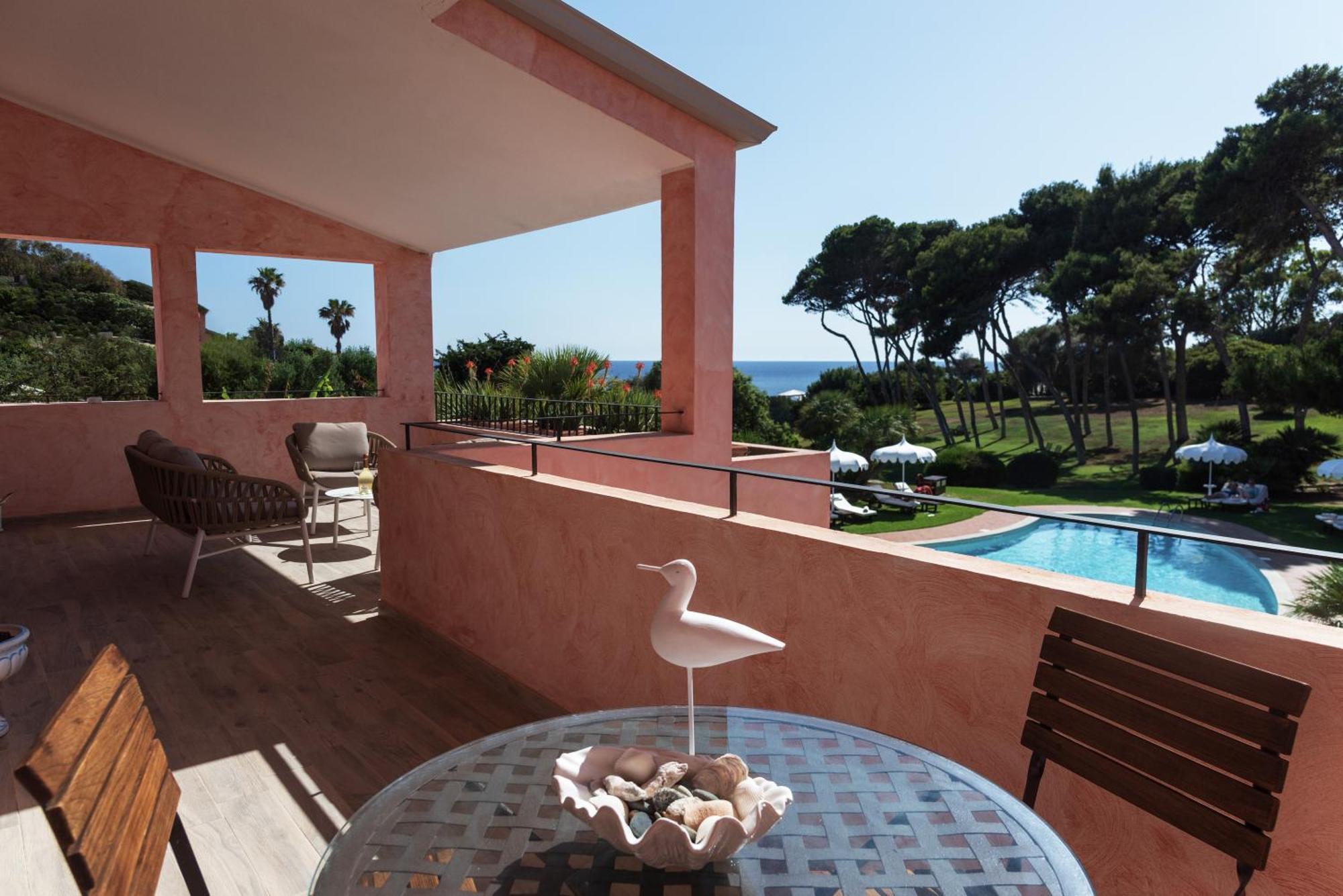 Hotel Cala Caterina Villasimius Esterno foto