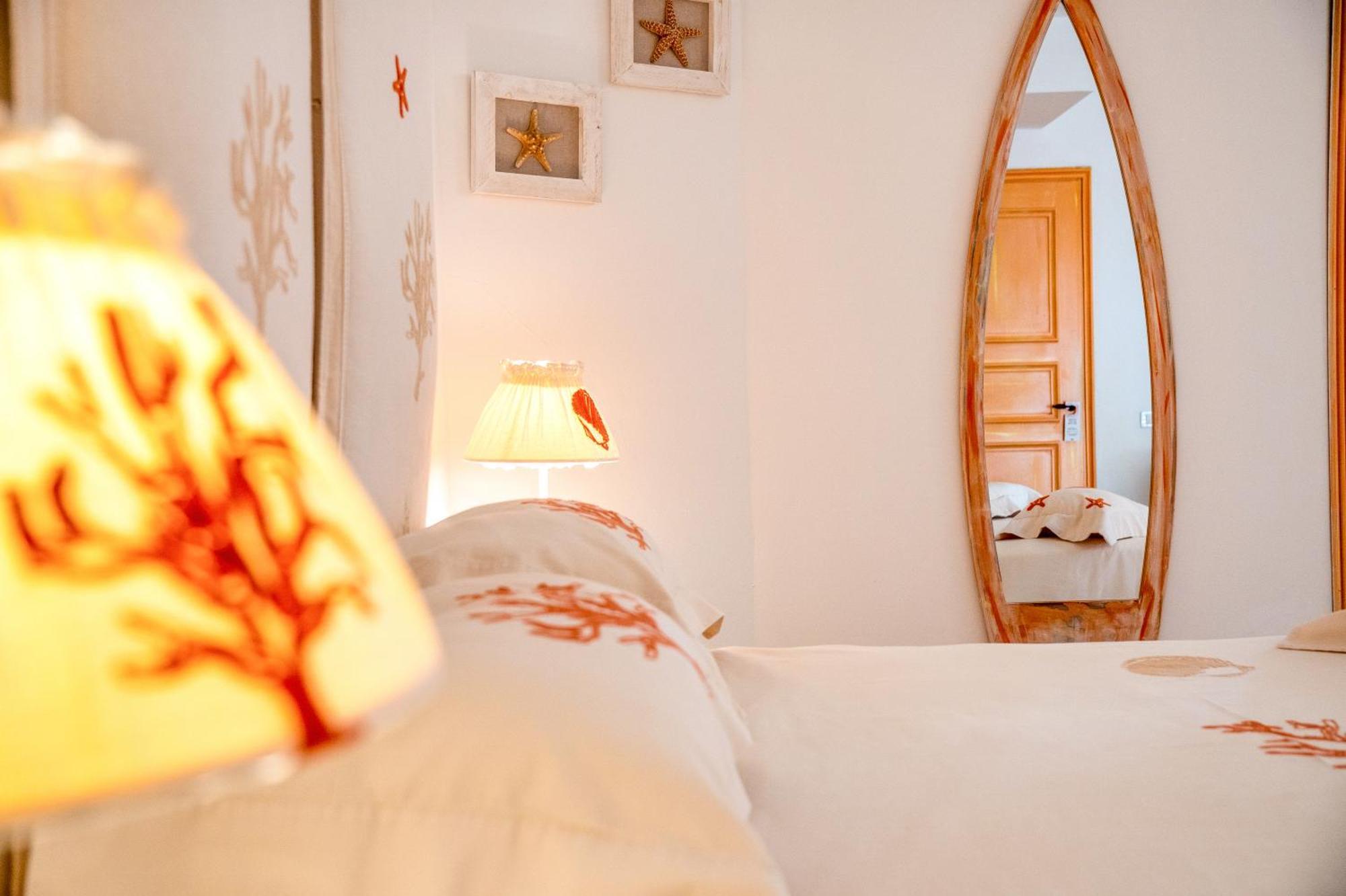 Hotel Cala Caterina Villasimius Esterno foto