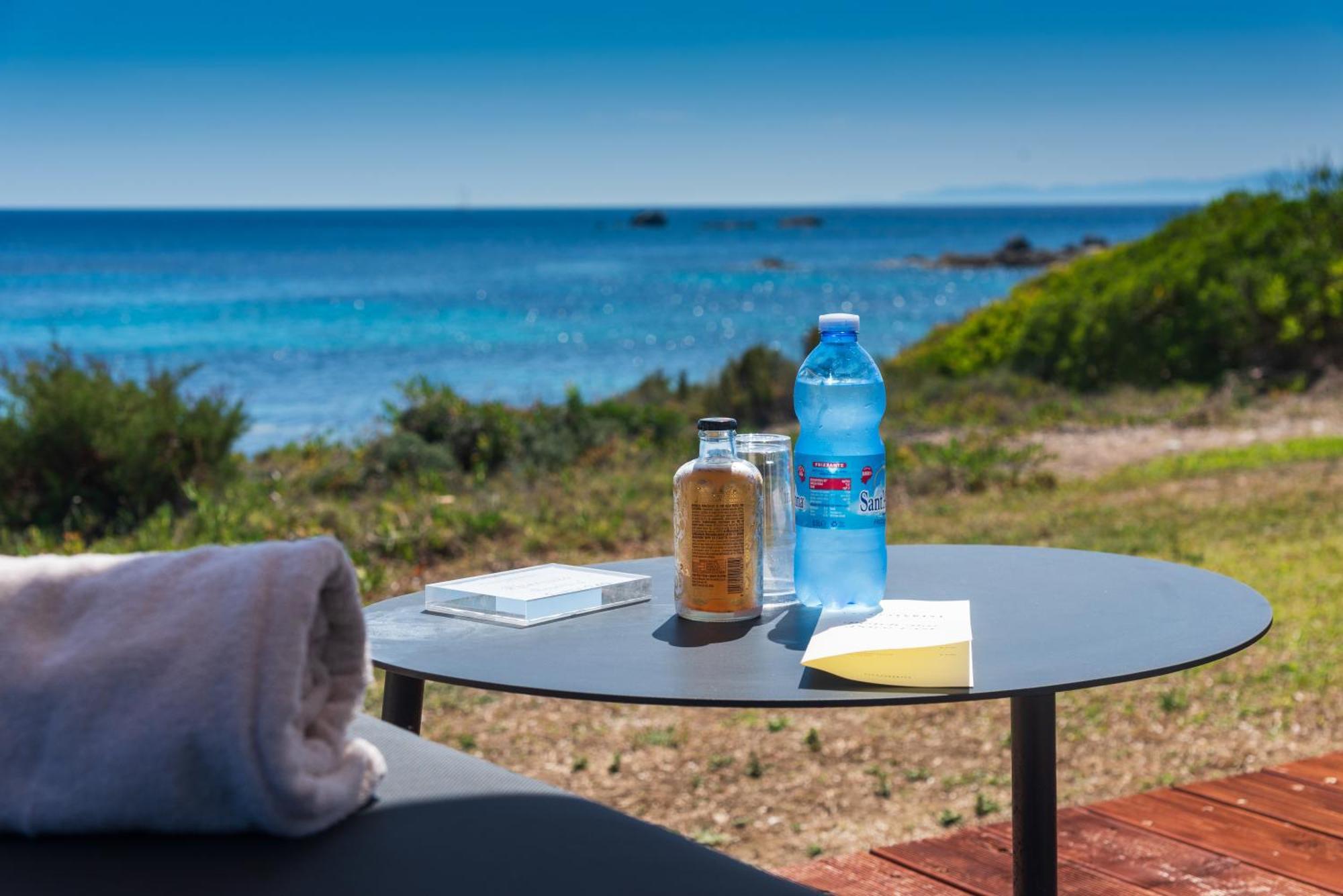 Hotel Cala Caterina Villasimius Esterno foto