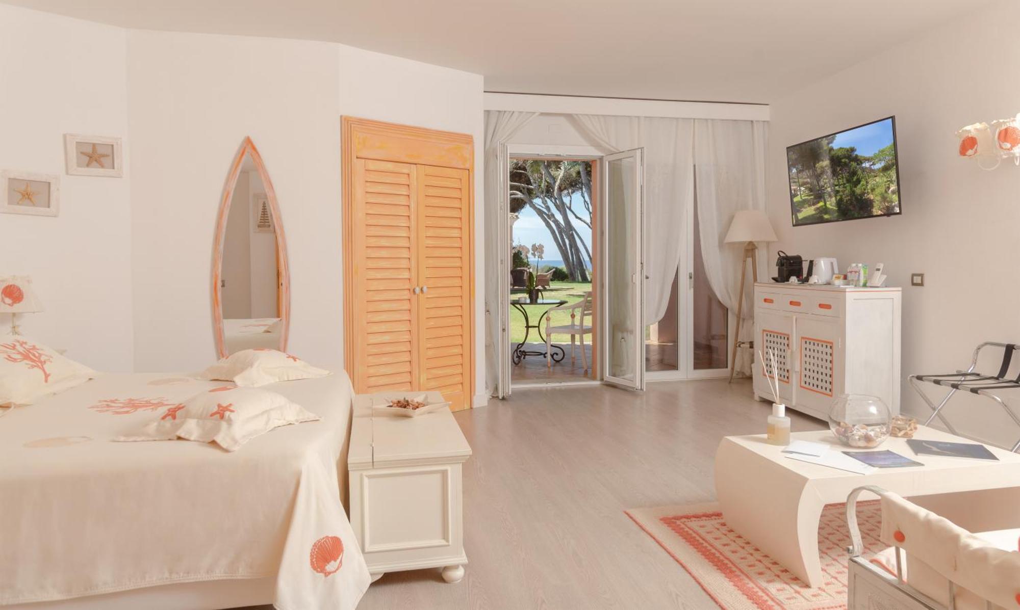 Hotel Cala Caterina Villasimius Esterno foto