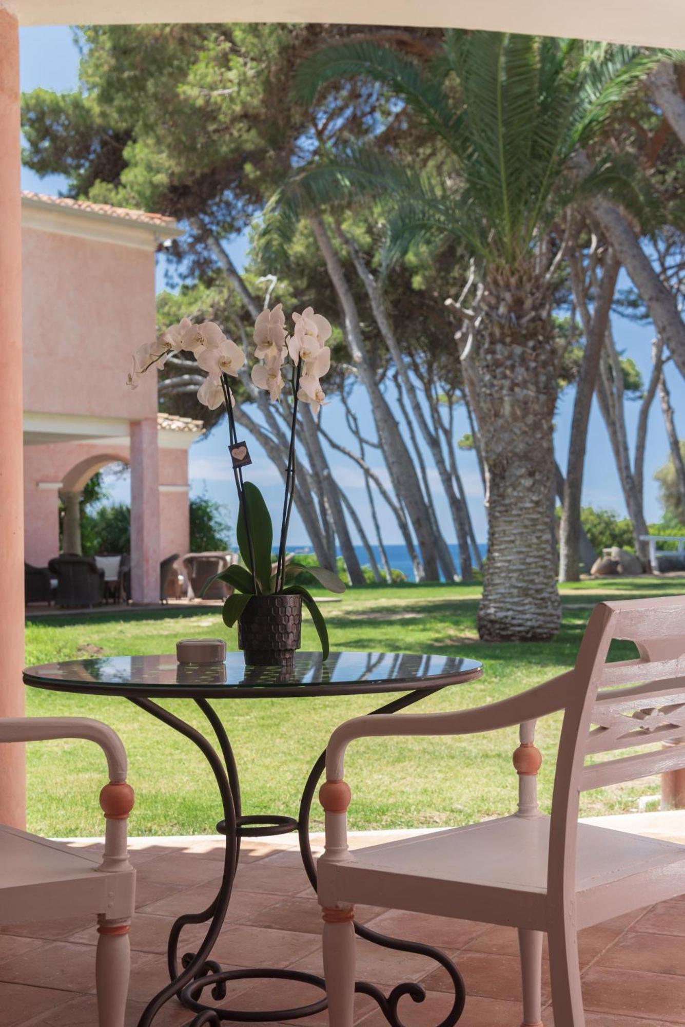 Hotel Cala Caterina Villasimius Esterno foto
