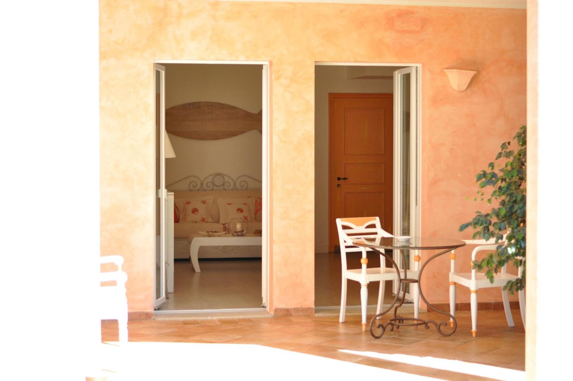 Hotel Cala Caterina Villasimius Esterno foto