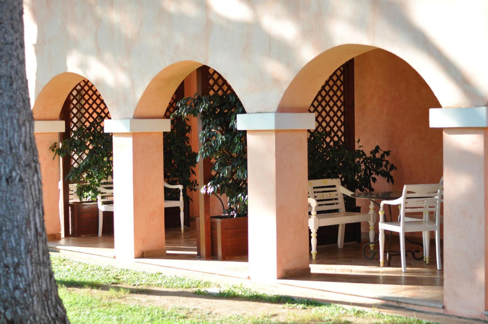 Hotel Cala Caterina Villasimius Esterno foto